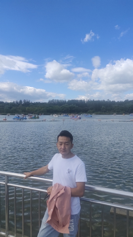 脱了壳的龟的第一张照片--西宁中老年相亲网